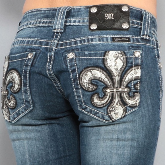 Miss Me Denim - EUC Miss Me Boot Cut Jeans - Size 32
